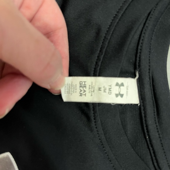 Two Boys Under Armour Long sleeve shirts for the price of one - Size YMD - Picture 3 of 7